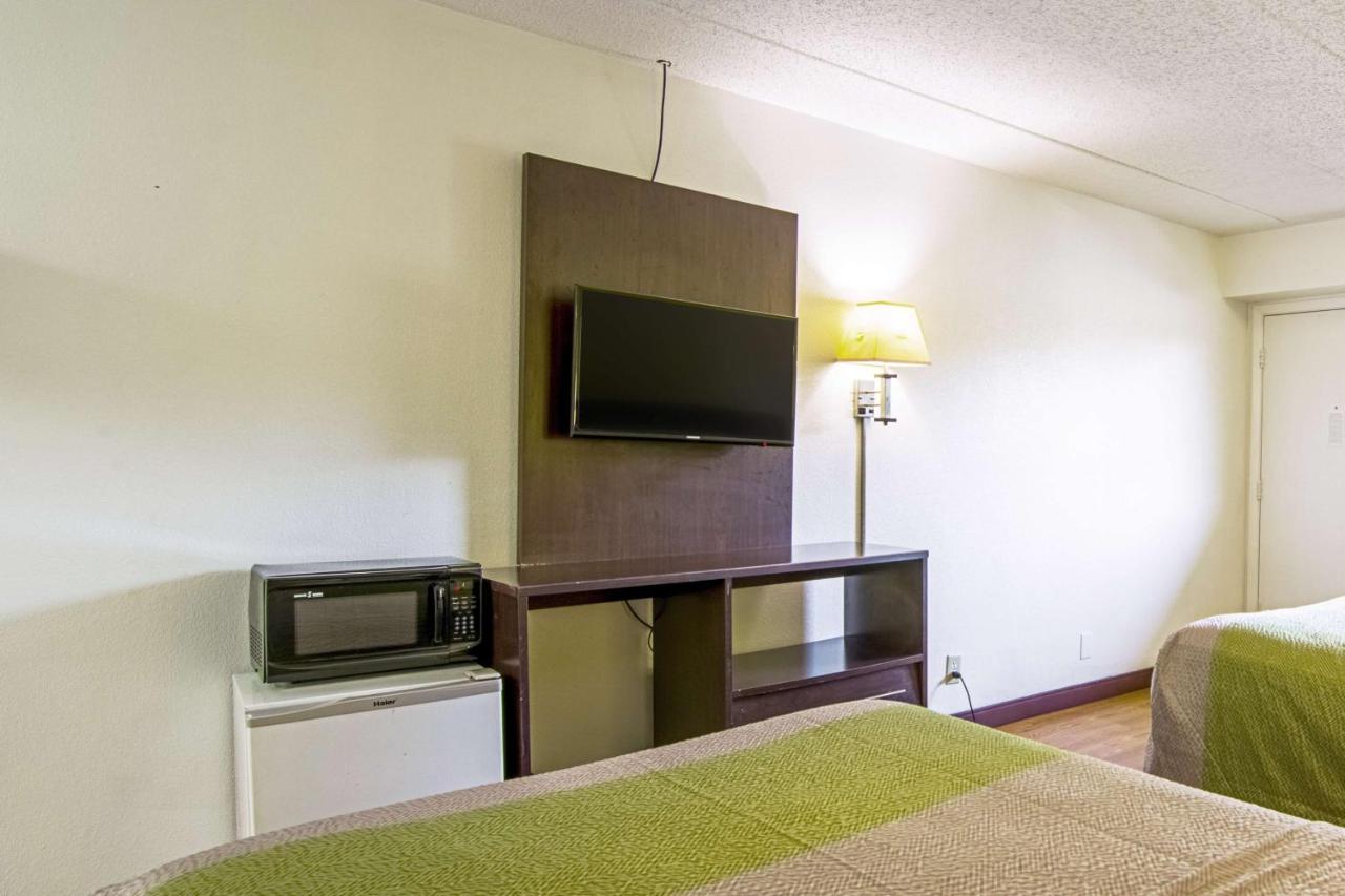 Motel 6-Charlotte, Nc - Airport Luaran gambar